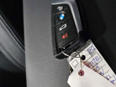 Used 2025 BMW 330i xDrive Sedan w/ Convenience Package image 47