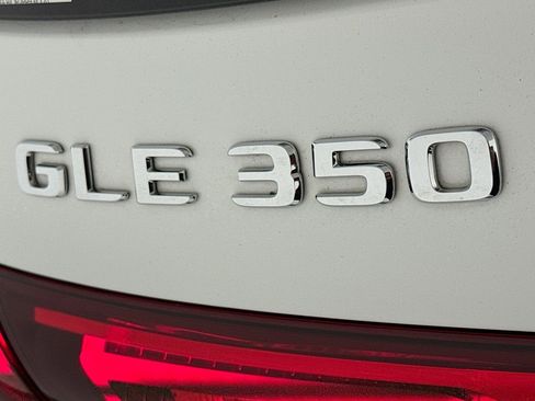 Used 2023 Mercedes-Benz GLE 350 w/ Premium Package image 9