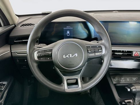 Used 2025 Kia K5 LXS image 18