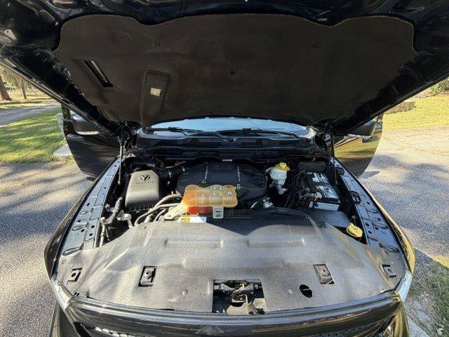 Used 2016 RAM 1500 Outdoorsman AWD/4WD image 38