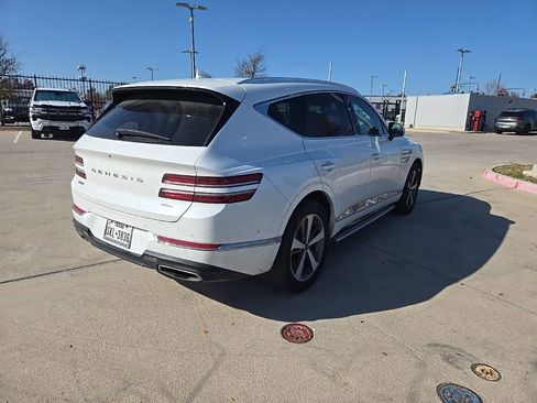 Used 2023 Genesis GV80 2.5T w/ Prestige 20" Package image 3