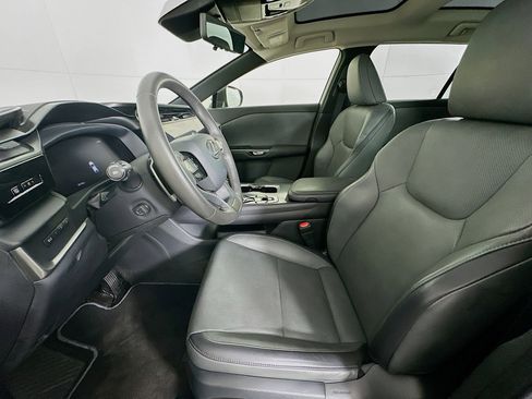 Used 2023 Lexus RZ 450e Premium w/ Technology Package image 13