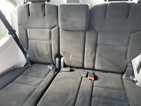 Used 2015 Dodge Grand Caravan SXT w/ Rear Park Assist Package FWD image 9