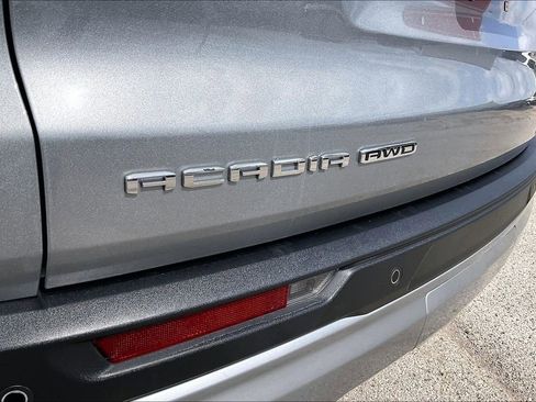 Used 2025 GMC Acadia Elevation image 20