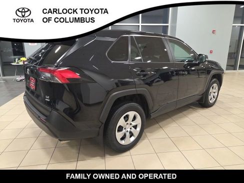 Used 2023 Toyota RAV4 LE image 7