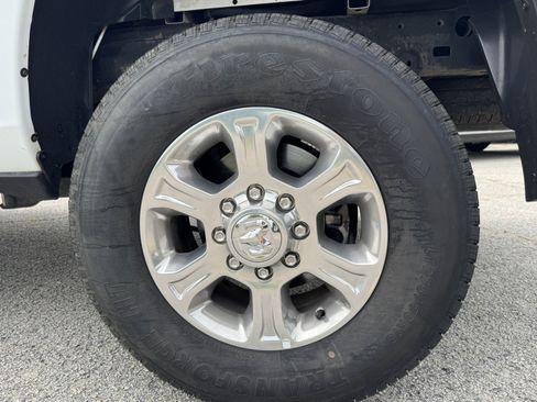 Used 2024 RAM 2500 Big Horn w/ Bed Utility Group AWD/4WD image 21