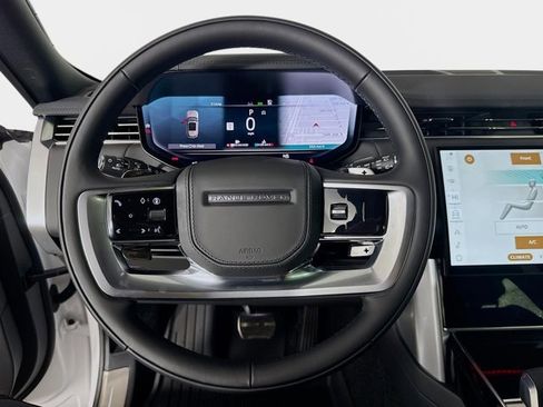 New 2026 Land Rover Range Rover Long Wheelbase SE AWD/4WD image 12