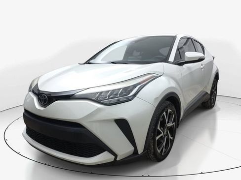 Used 2021 Toyota C-HR XLE FWD image 10