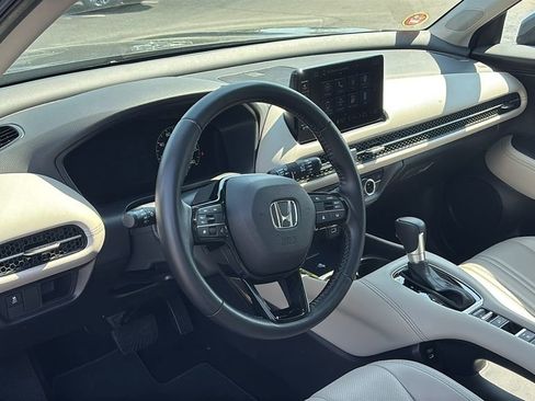 Certified 2025 Honda HR-V EX-L image 24