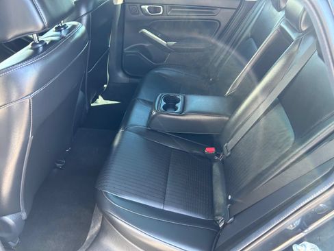 Used 2024 Honda Civic EX-L image 17