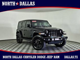 Used 2021 Jeep Wrangler Unlimited Sahara AWD/4WD video 1