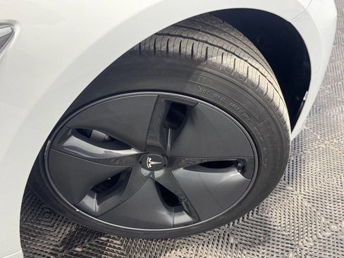 Used 2020 Tesla Model 3 Long Range image 45