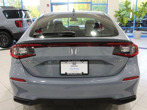 Used 2023 Honda Civic Sport image 40