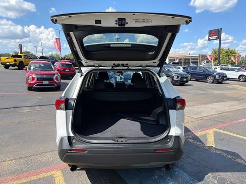 Used 2025 Toyota RAV4 XLE Premium FWD image 8