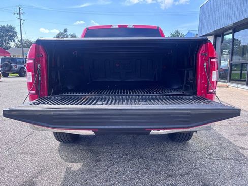 Used 2018 Ford F150 XLT AWD/4WD image 9