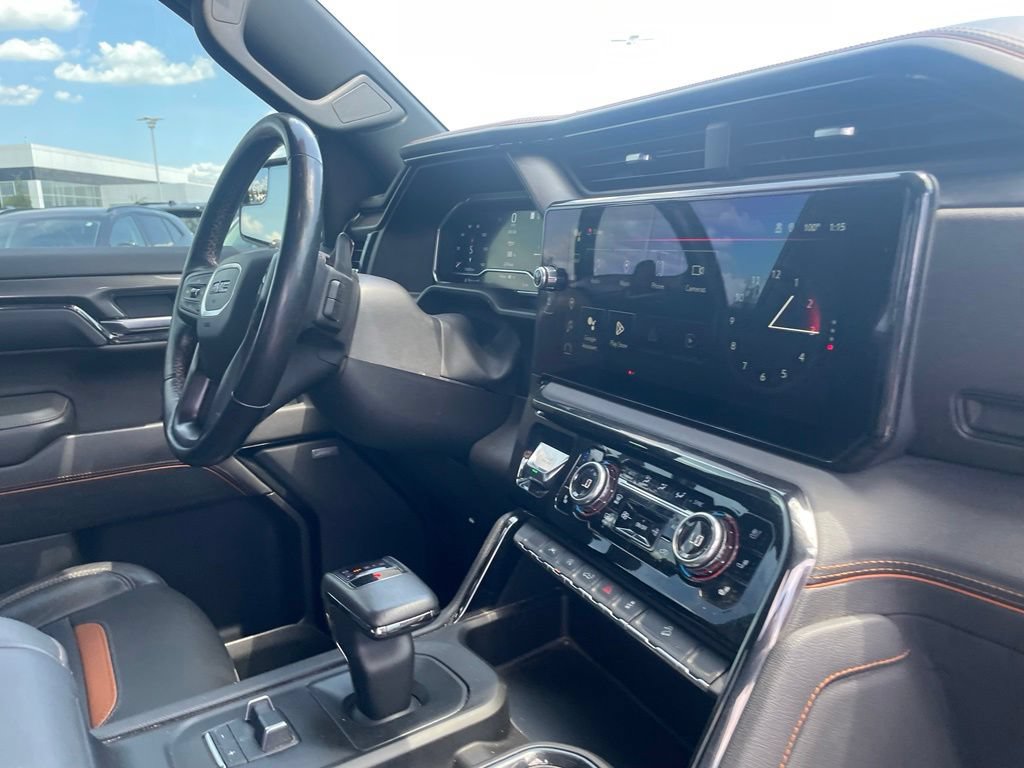Used 2022 GMC Sierra 1500 AT4 AWD/4WD image 30