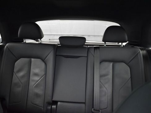 Used 2022 Audi Q3 2.0T Premium image 24