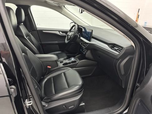 Used 2024 Ford Escape Platinum AWD/4WD image 46
