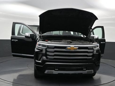Used 2023 Chevrolet Silverado 1500 High Country w/ Technology Package RWD image 36