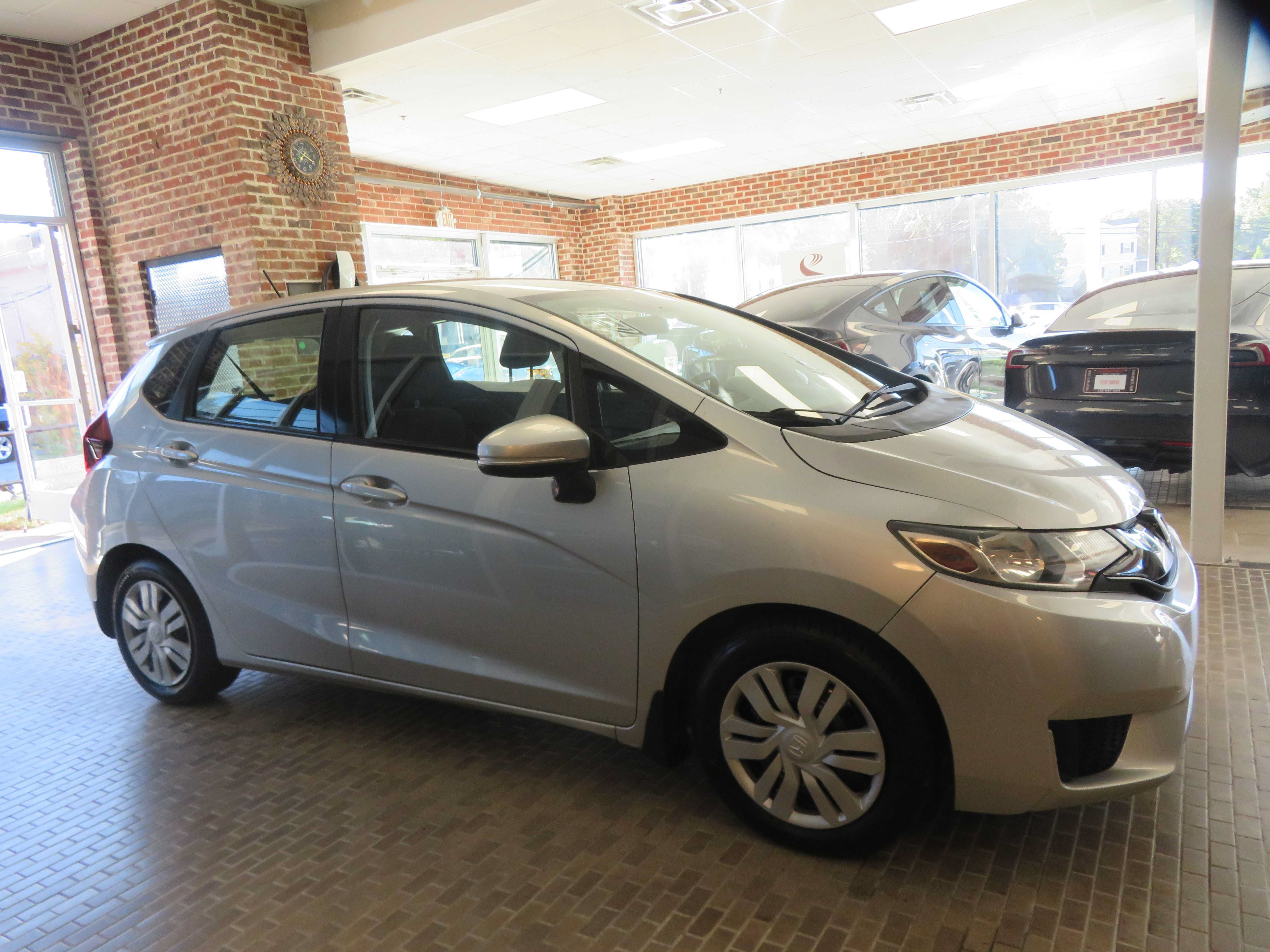 Used 2016 Honda Fit LX image 57