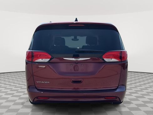 Used 2021 Chrysler Voyager Lxi FWD image 24