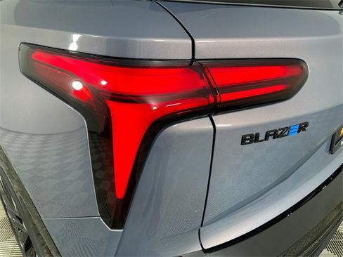New 2026 Chevrolet Blazer EV RS image 17