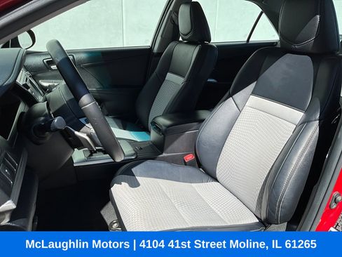 Used 2014 Toyota Camry SE w/ Fleet Convenience Package image 8