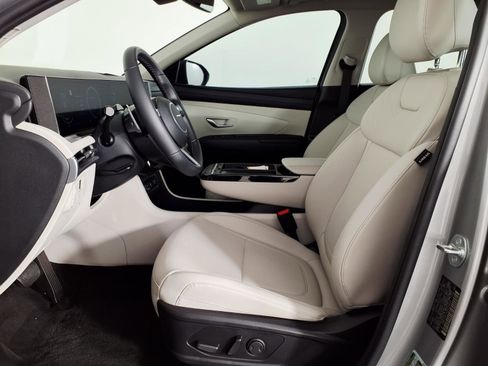 Certified 2025 Hyundai Tucson SEL AWD/4WD image 17