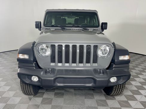 Used 2023 Jeep Wrangler Sport S image 8