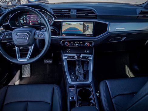 Certified 2025 Audi Q3 2.0T Premium Plus w/ Premium Plus Package image 20