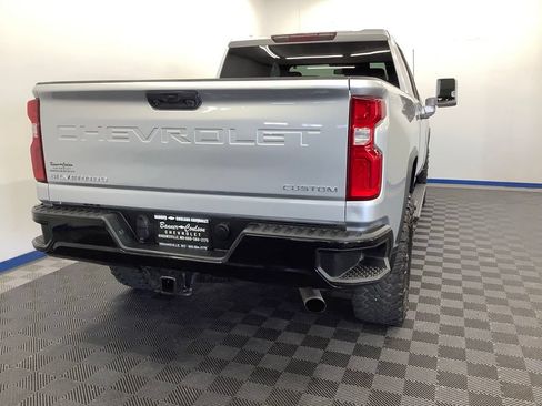 Used 2021 Chevrolet Silverado 2500 Custom w/ Custom Value Package AWD/4WD image 21