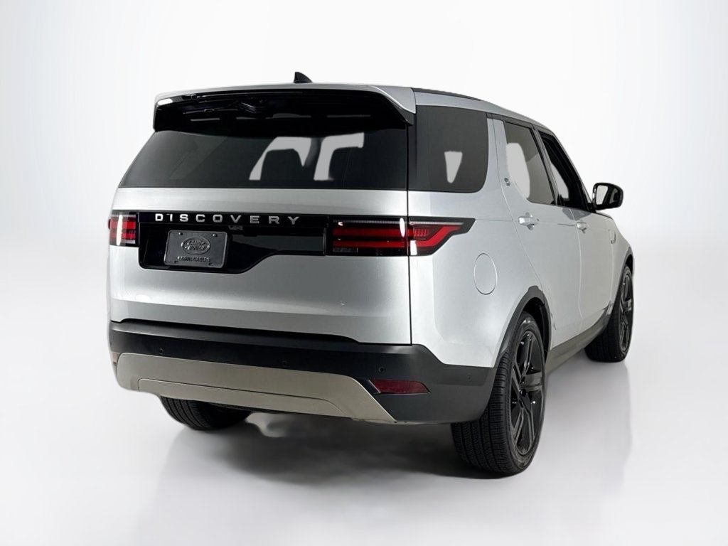 Used 2024 Land Rover Discovery S AWD/4WD image 5