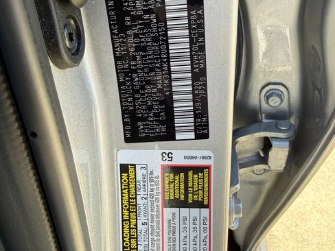 Used 2024 Toyota Camry XSE w/ Cold Weather Package FWD image 10