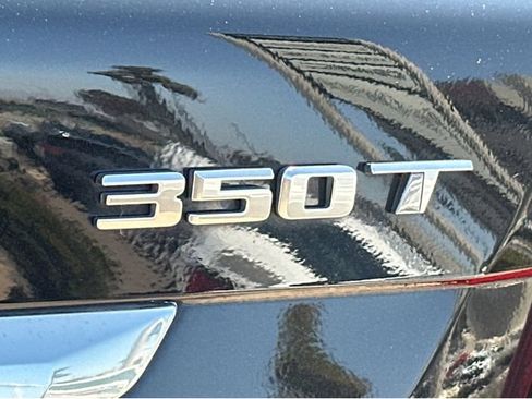 Certified 2022 Cadillac XT5 Premium Luxury FWD image 14