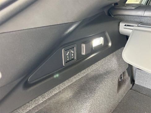 New 2026 Cadillac Lyriq V image 32