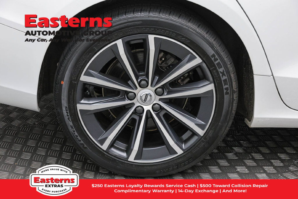 Used 2022 Volvo S60 B5 Inscription FWD image 31
