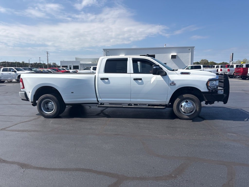 Used 2023 RAM 3500 Tradesman AWD/4WD image 12