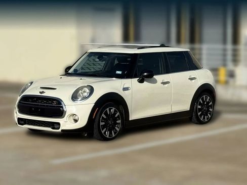 Used 2016 MINI Cooper S image 3