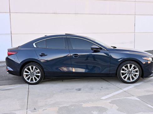 Used 2023 MAZDA MAZDA3 s AWD/4WD image 8