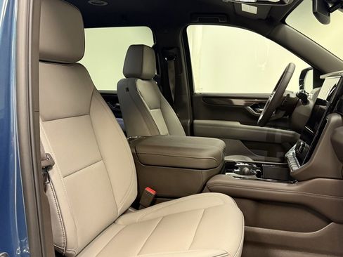 New 2026 GMC Yukon XL Elevation w/ LPO, Floor Liner Package image 15