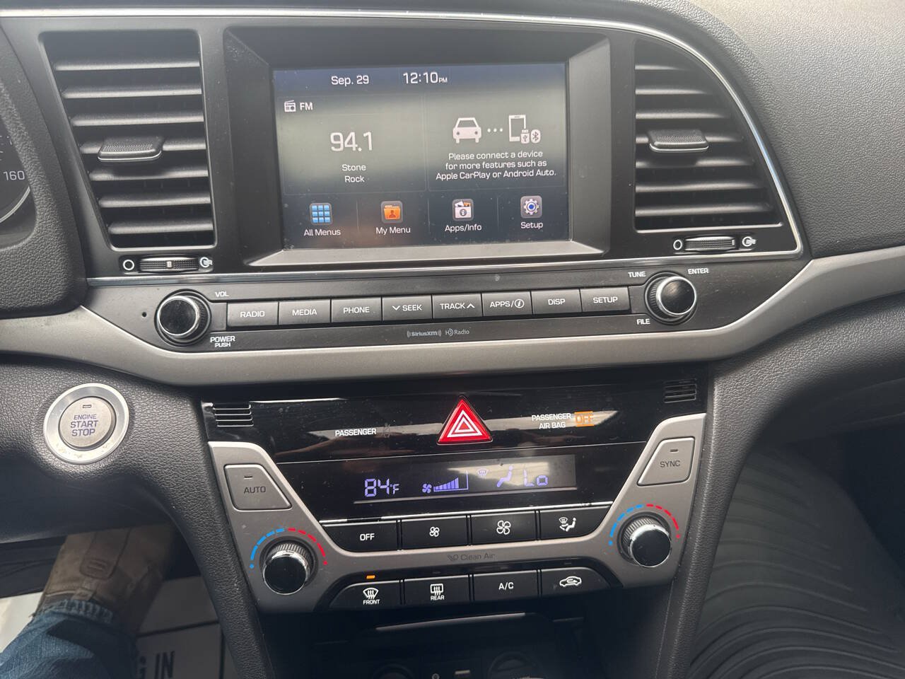 Used 2017 Hyundai Elantra Value Edition FWD image 18