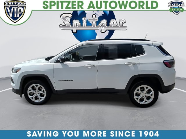 Used 2024 Jeep Compass Latitude AWD/4WD image 7
