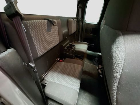 Used 2012 Chevrolet Colorado LT image 24