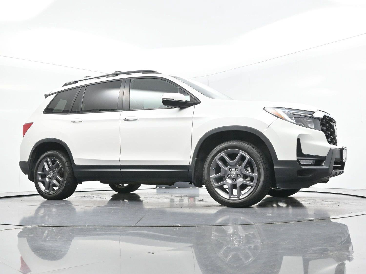 Used 2023 Honda Passport EX-L image 41