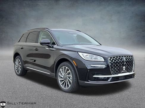 New 2025 Lincoln Corsair Reserve w/ Equipment Group 202A AWD/4WD image 1