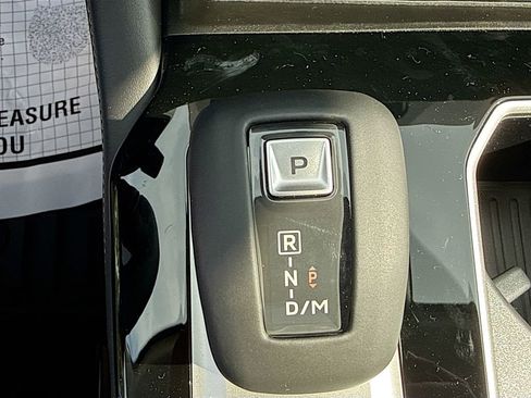New 2026 Mitsubishi Outlander SE FWD image 17