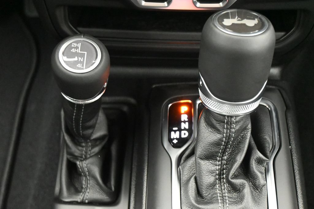 New 2027 Jeep Wrangler Unlimited Sahara AWD/4WD image 20
