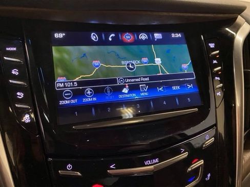 Used 2020 Cadillac Escalade Premium Luxury AWD/4WD image 5