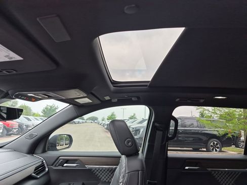 New 2026 GMC Acadia Denali AWD/4WD image 31