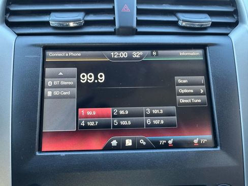 Used 2016 Ford Fusion Energi SE image 28